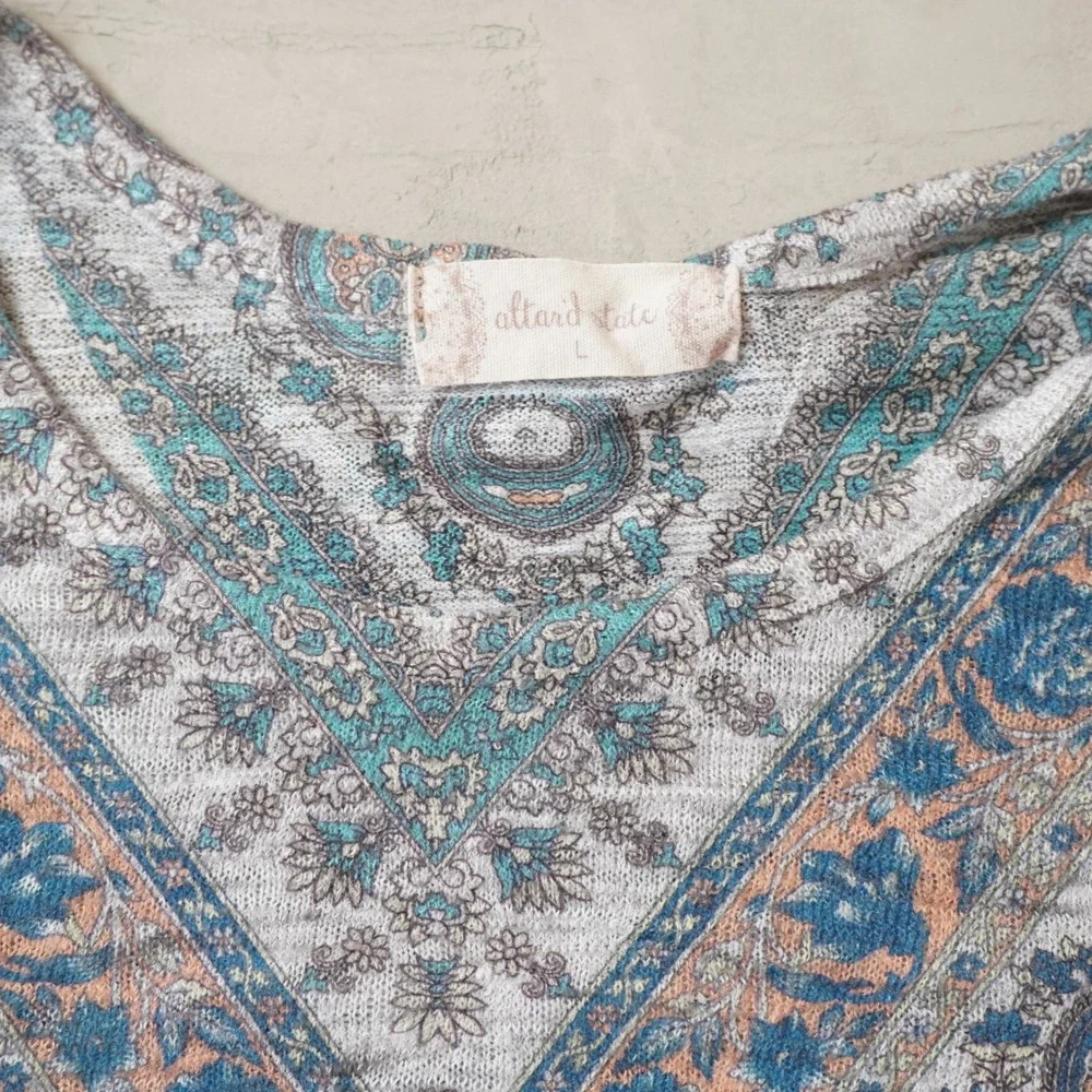 Altard State Womens Gray Paisley Print Sharkbite Hem Tunic Top Boho Blue Large - Picture 4 of 6